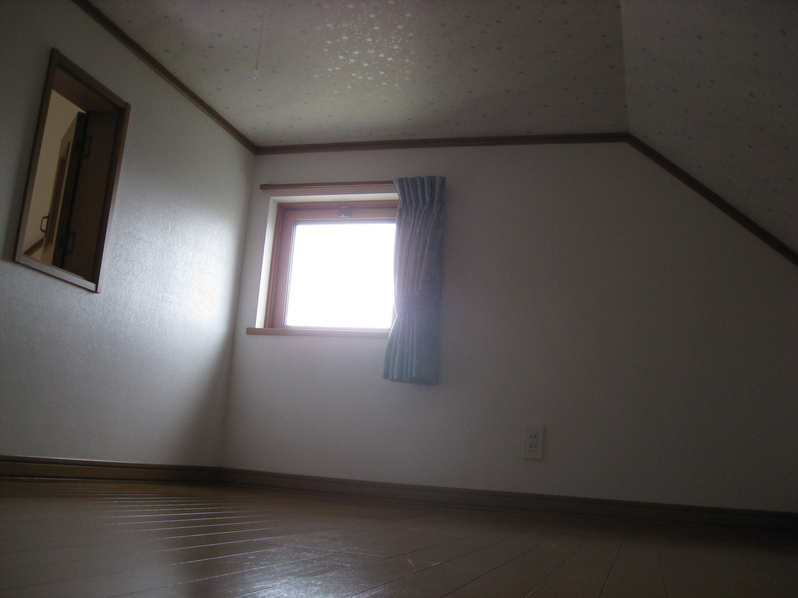 No 459 駅 公園が近い 屋根裏部屋のある子育て世帯におすすめの一軒家 栃木市空き家バンク あったか住まいるバンク