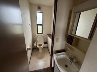 2階トイレ洗面台