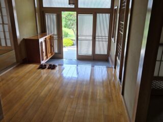 玄関