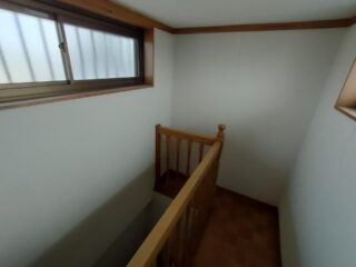 小屋根裏収納②